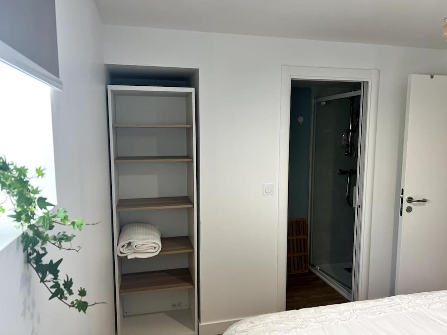 Appart Cosy, Calme Proche Centre カーン エクステリア 写真